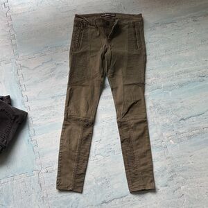 Express Dark Olive leggings